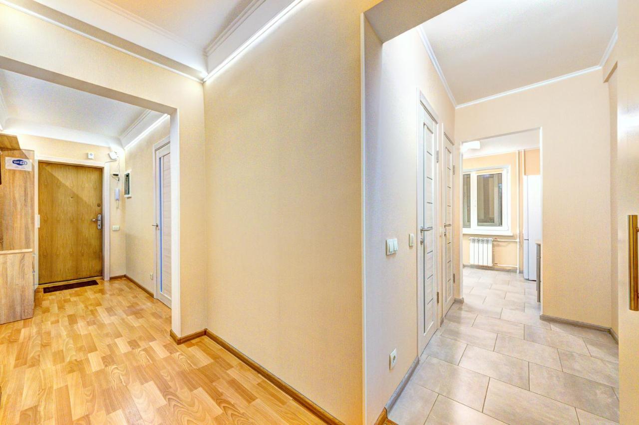 Новая Однокомнатная Квартира Оушен Плаза. Бульвар Дружбы Народов 8А Kiew Exterior foto